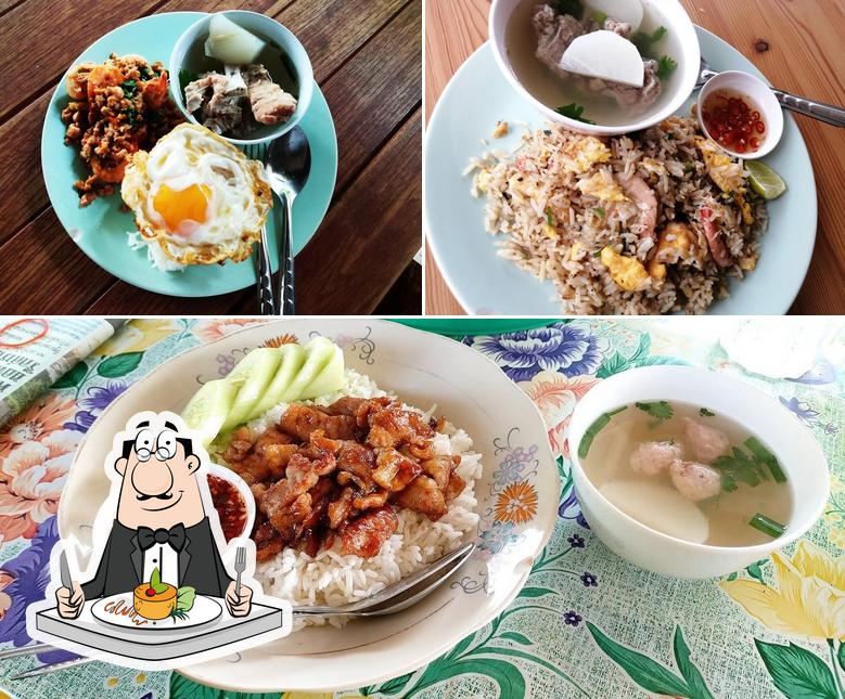 ร้านสุกี้แม่เล็ก (ตลาดใหม่)