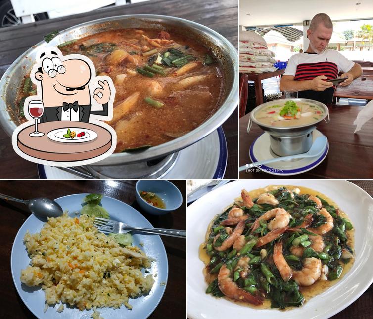 Krua chayta the best thai food on this beach