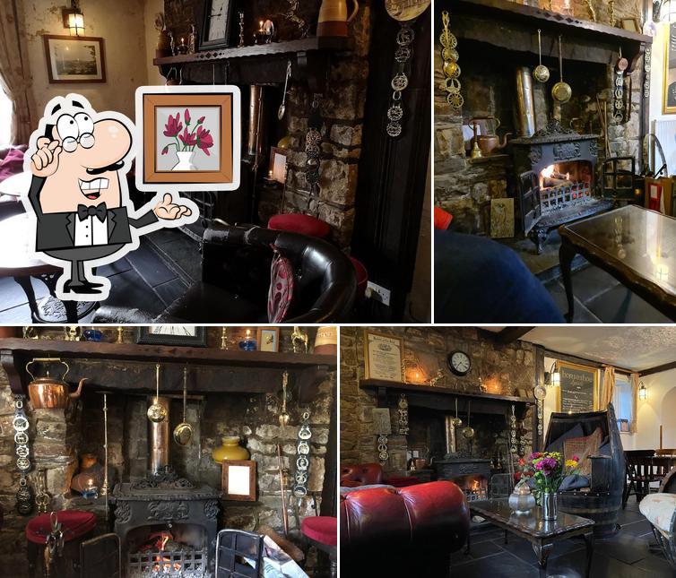 The Horseshoe Inn