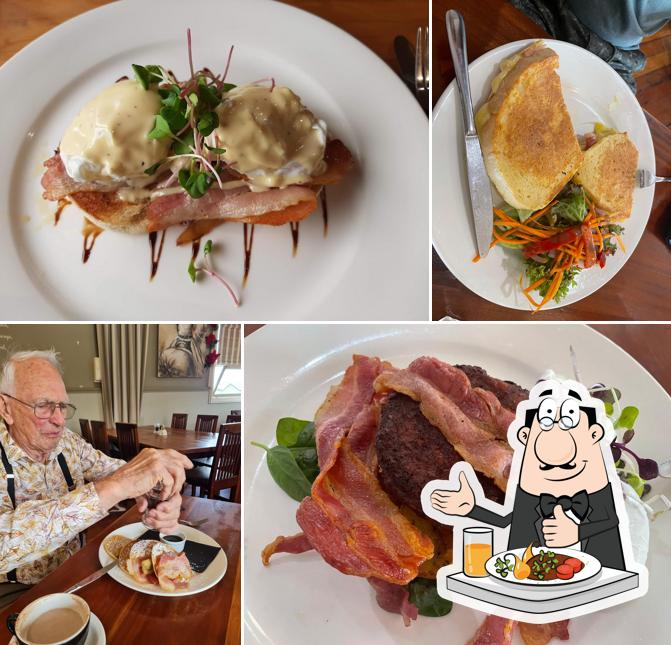 La Bull Cafe & Bar