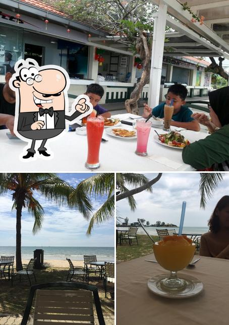Coconut Grove Beach Restaurant
