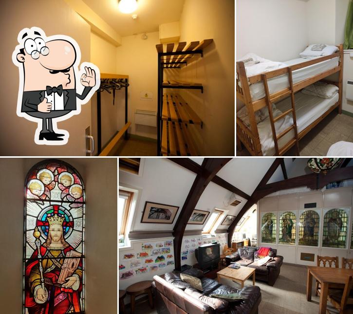 Inversnaid Bunkhouse & Top Bunk Bistro