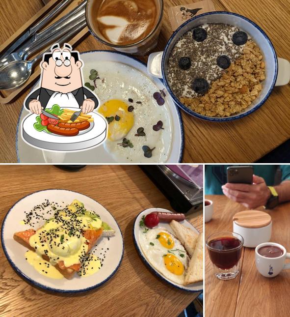 Блюда в "1930 Coffee Company"