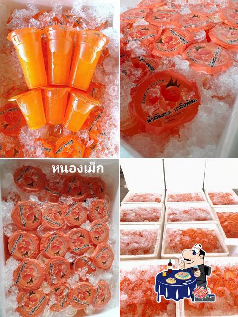 น้ำส้มเกล็ดหิมะ คุณประนอม บ้านหนองเม็ก