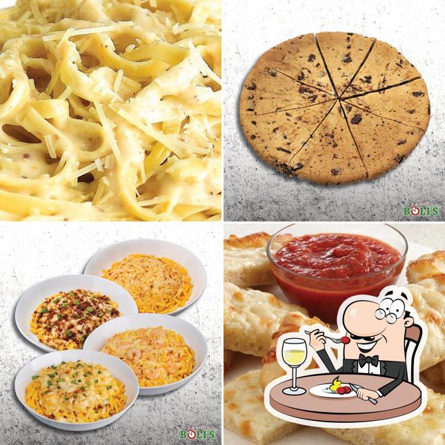 Pizza Boli's