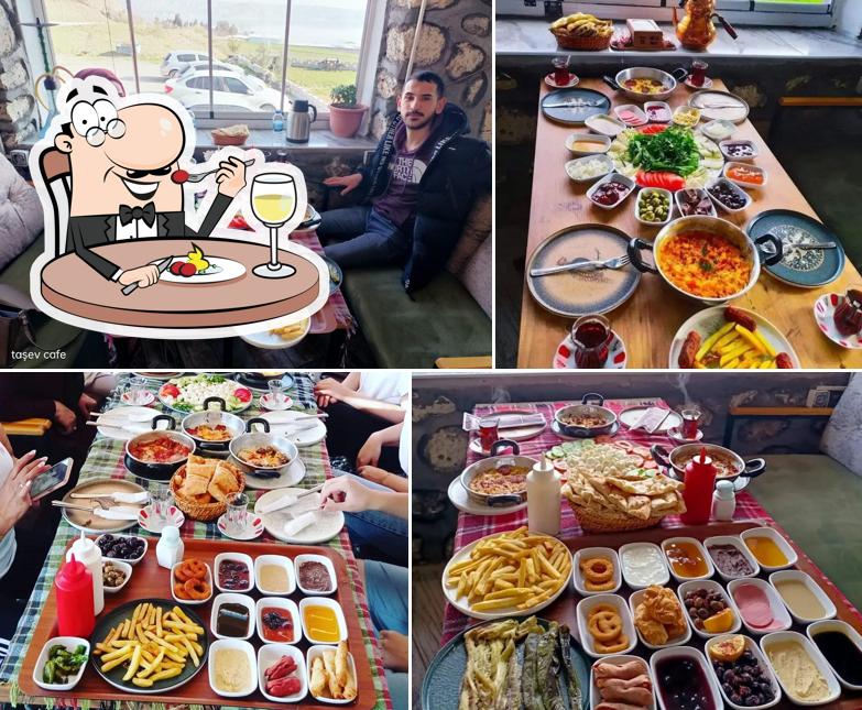 TAŞ EV CAFE KAHVALTI