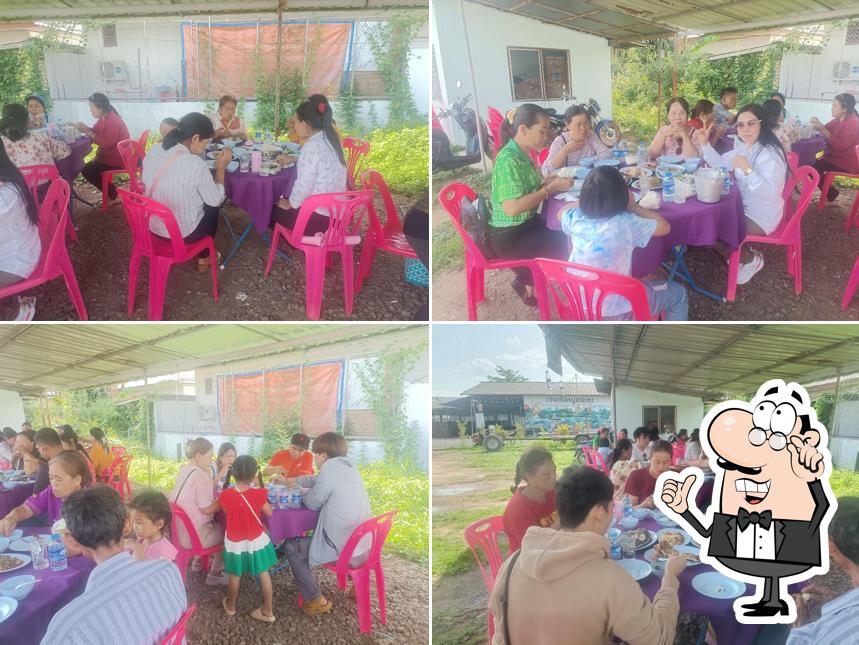 ร้านน้อง​ ลาบเป็ด
