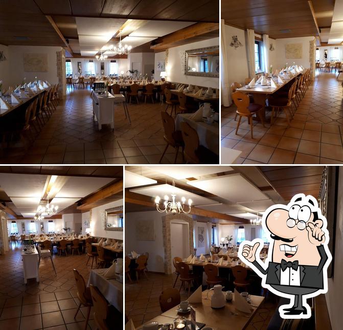 Castello Restaurant Pizzeria Catering