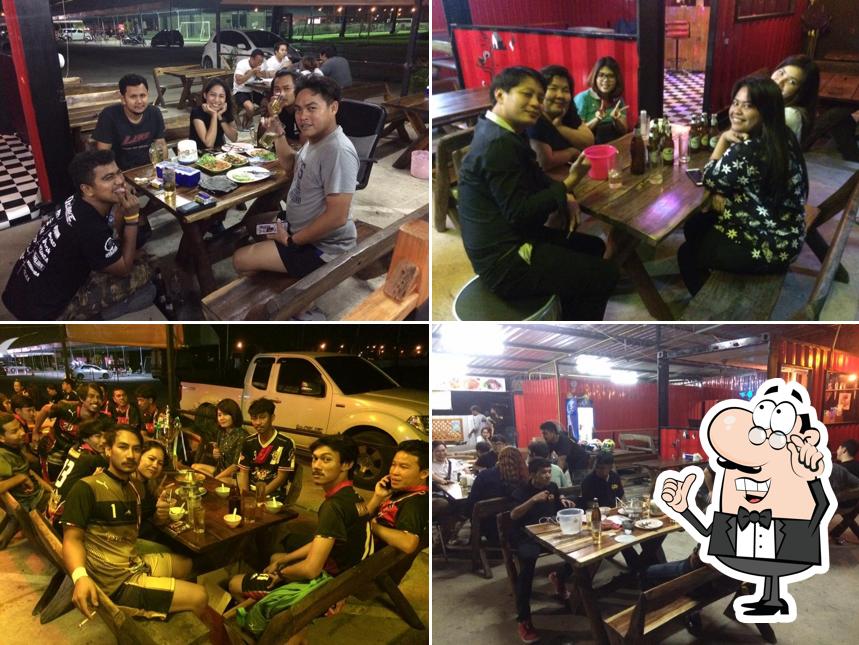 ครัว CMB container motorbike bar