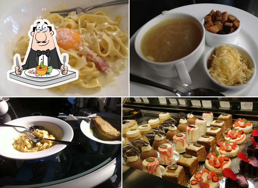 Еда в "BONBON авторской кондитерской"