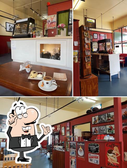 Gallery Coffee Shop