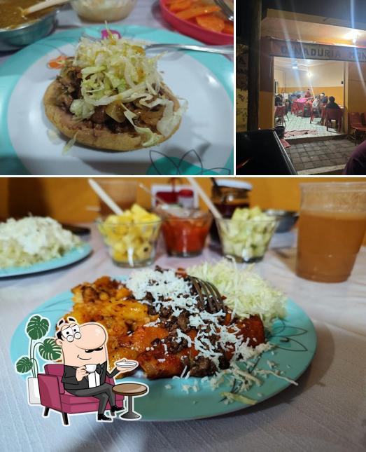 Cenaduría Mony´s