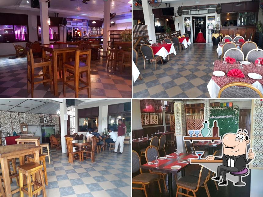 Symon's Restaurant