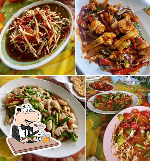 แพอาหารฟ้าใส บัวงาม