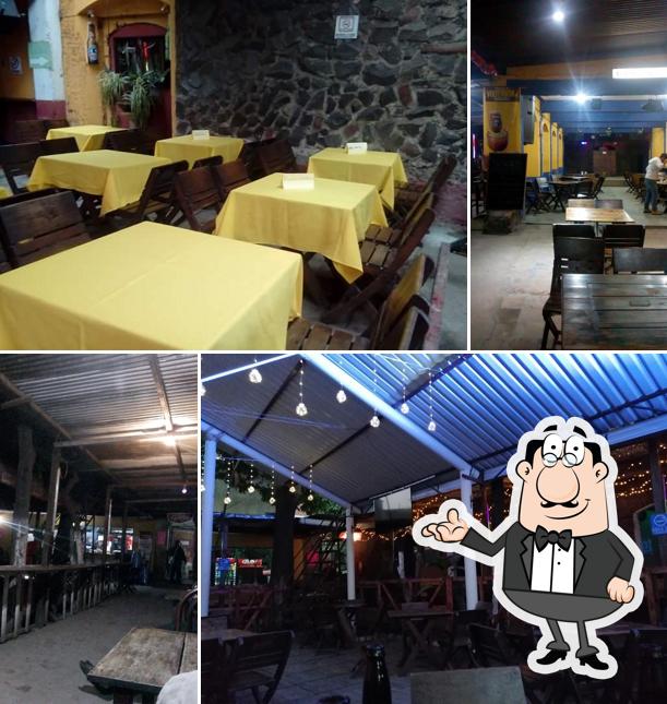 Restaurante Y Disco Bar A La Antigua
