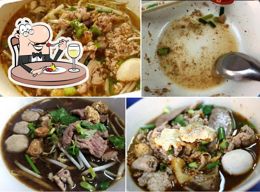 อร่อยเด็ดรังสิต ก๋วยเตี๋ยวเรือ
