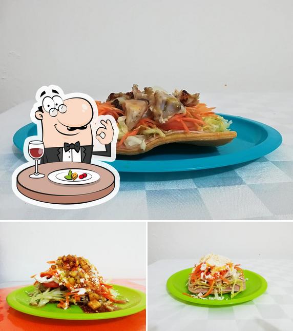 Tostadas y Chicharrones Ahuehuete