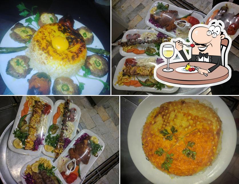 Ghasr-e Yakh Restaurant