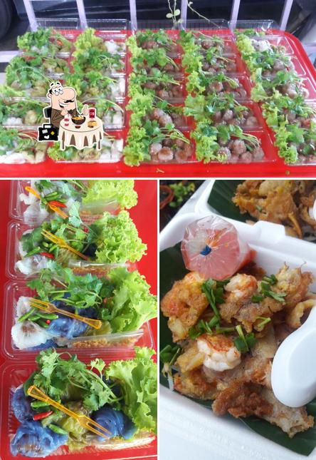 ร้านย่าสาม
