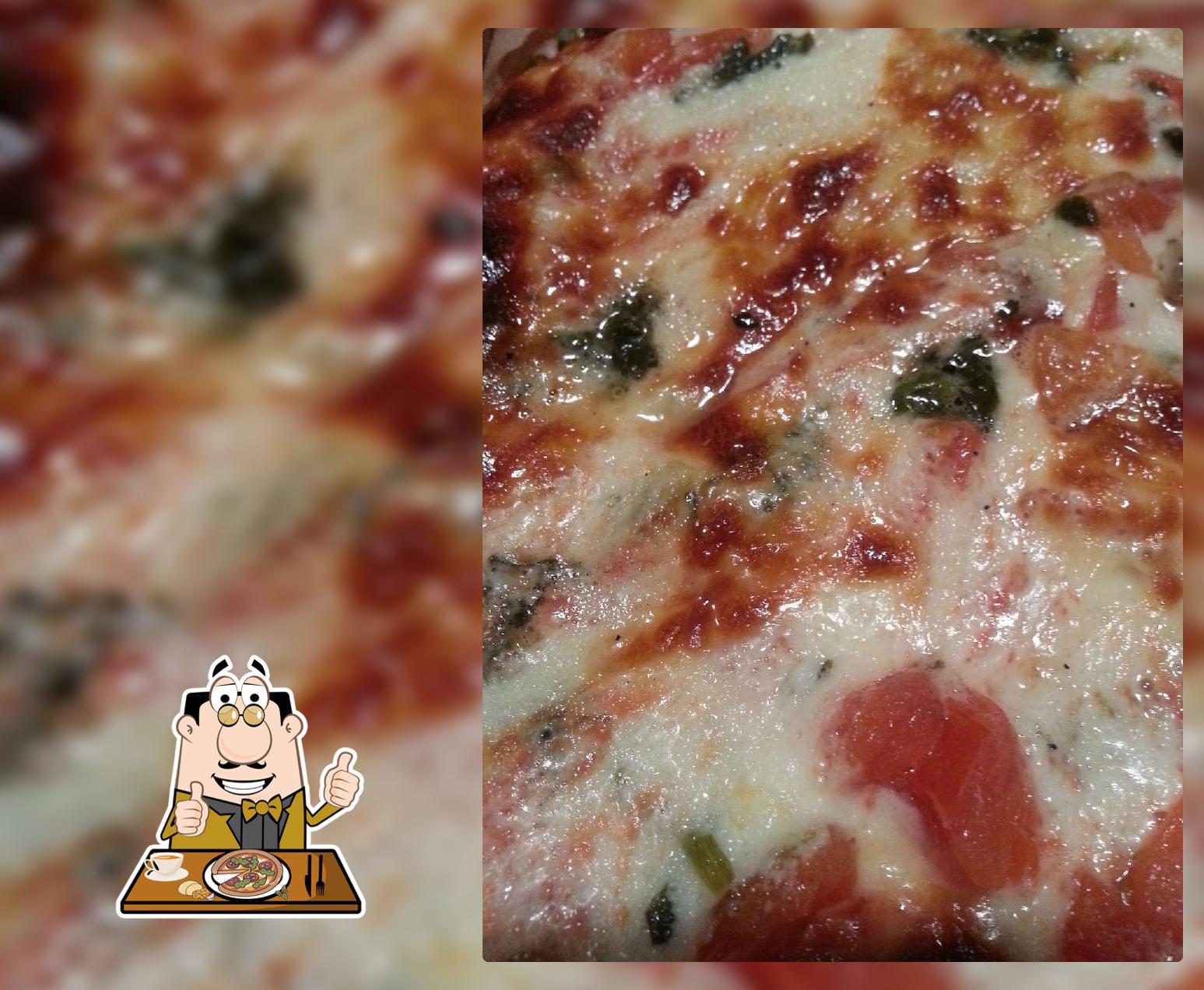Carriage Court Pizza