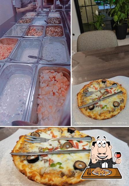 Light moon pizza