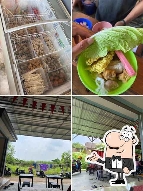 Seblak Prasmanan Pojok Desa