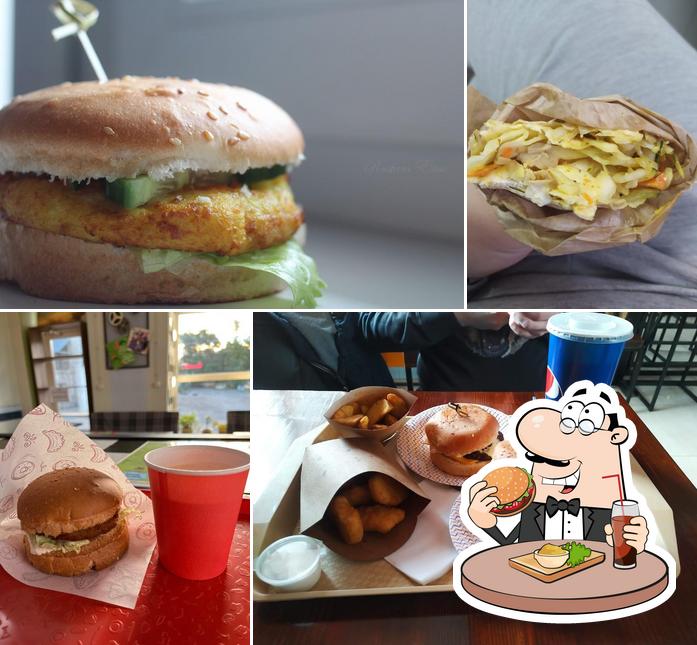 Закажите гамбургеры в "Кухне Нью-Йоркской Бабушки"