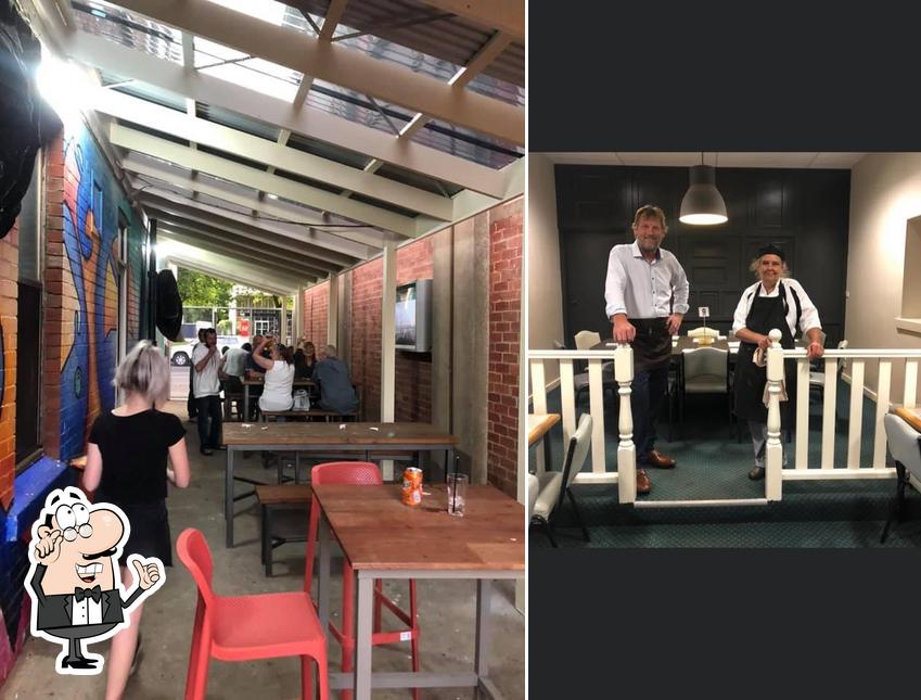 Davo’s Bistro