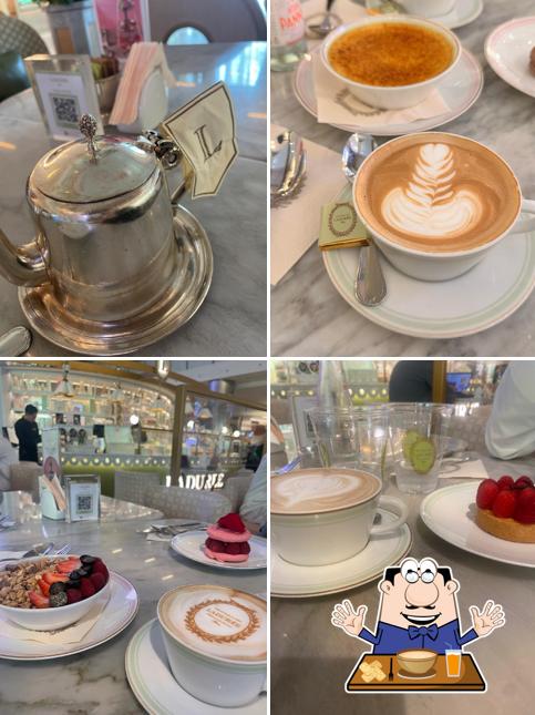 Laduree (360 Mall)