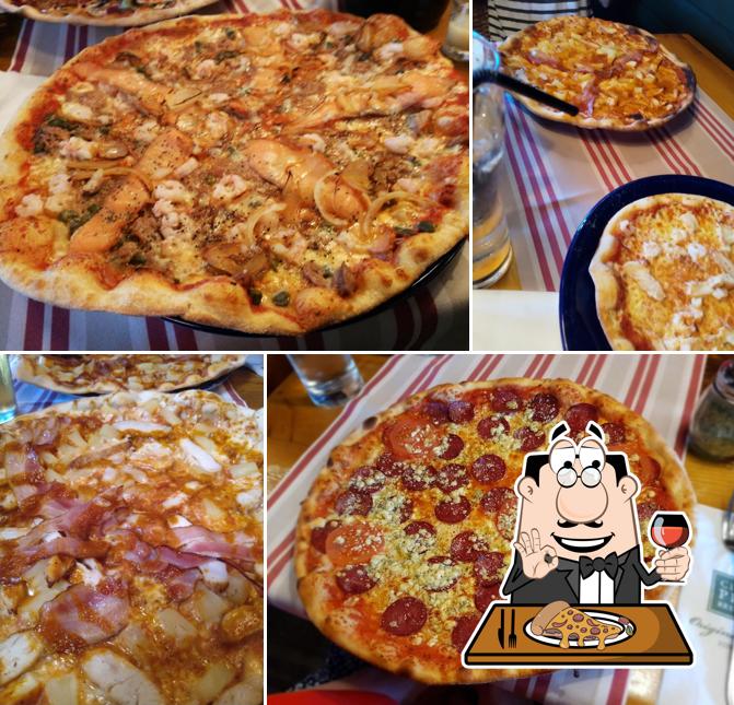 Classic Pizza Restaurant