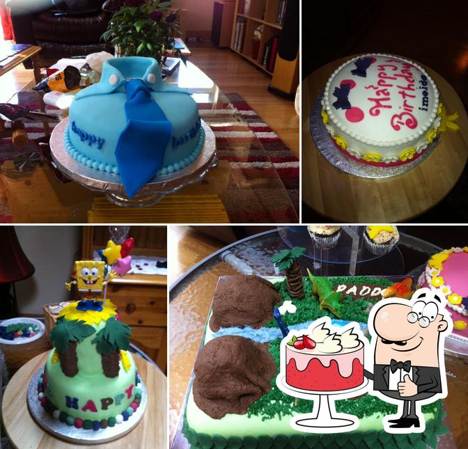 Deluxe Cake And Cupcake