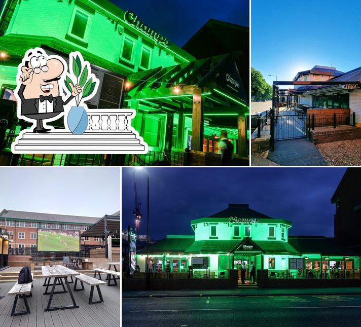 Champs Sports Bar & Grill