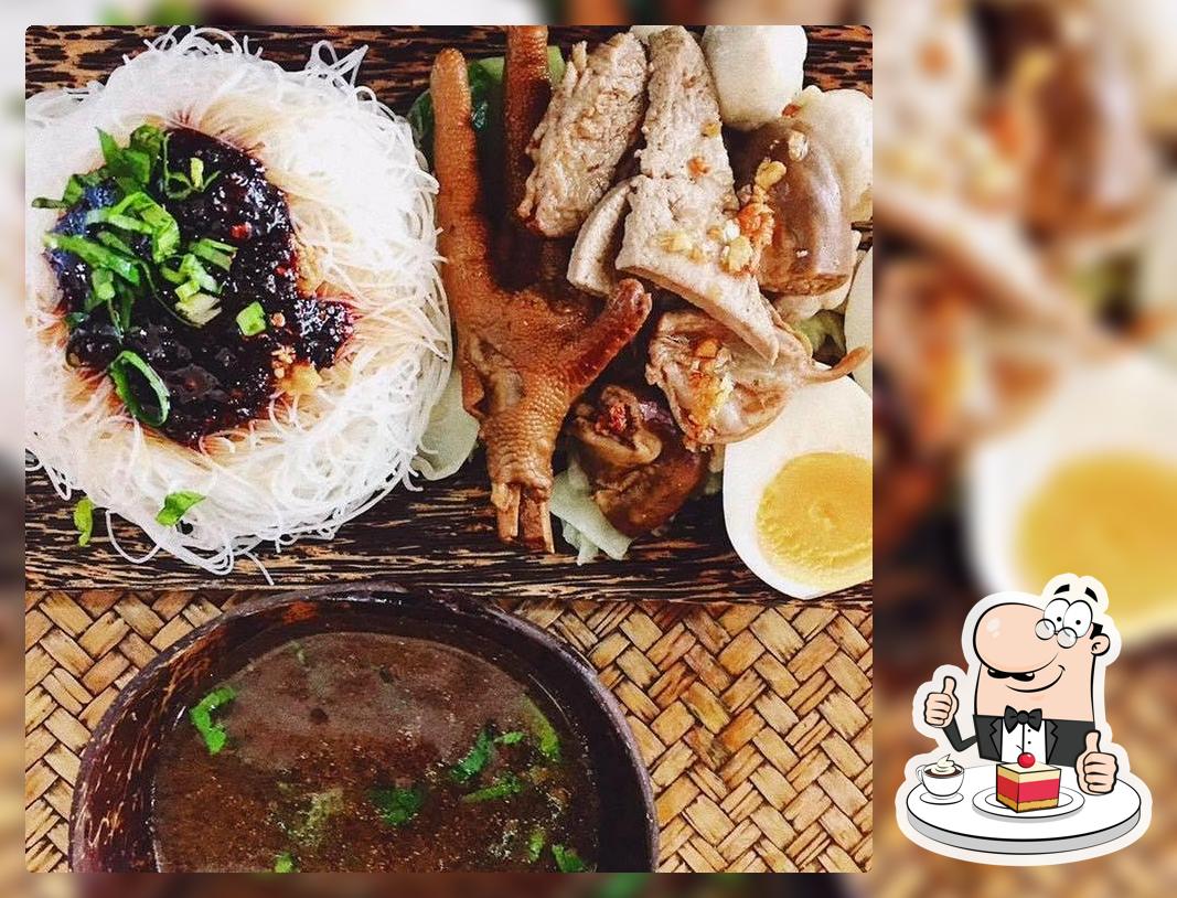 ก๋วยเตี๋ยวเรือ เป่าปาก ชามกะลาปตท.อาชีวะมหาสารคาม