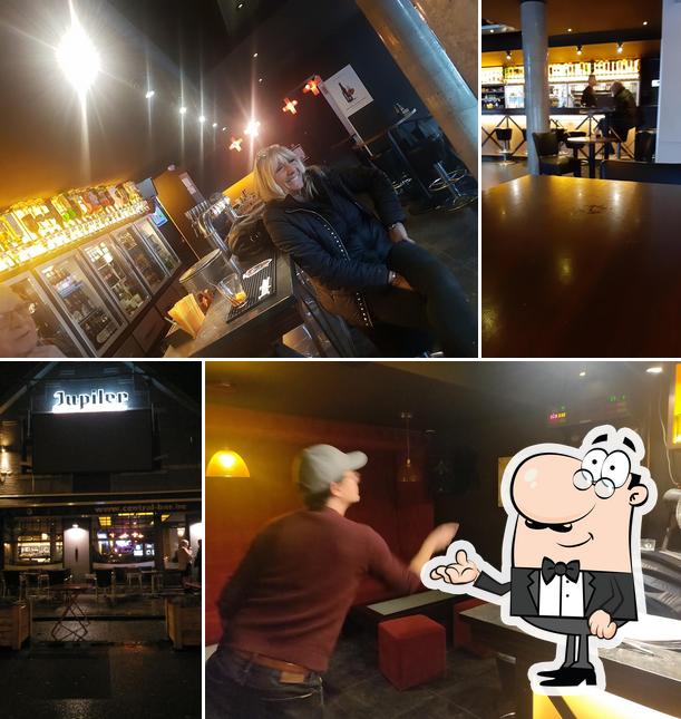 The Central Bar