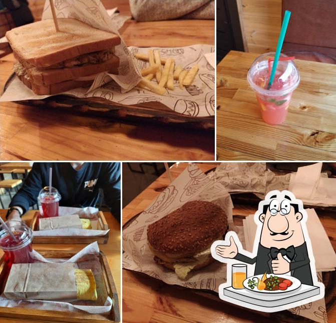 Блюда в "Стрите Кафе ."