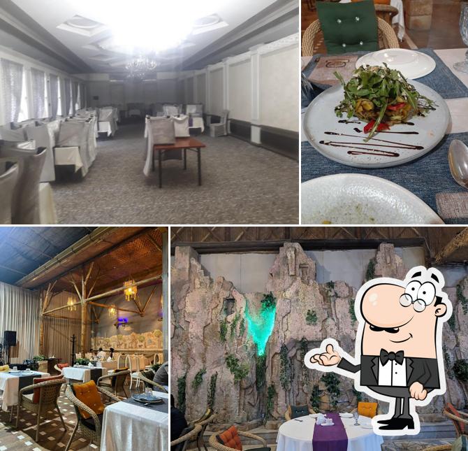 Manhattan Restaurant