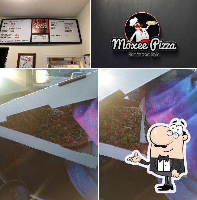 Moxee Pizza