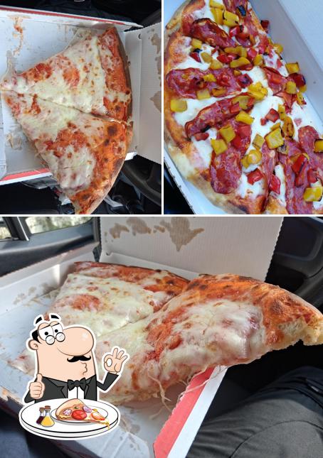 PIZZA IN
