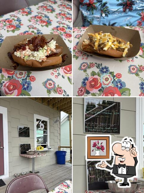 Downeast Dog House