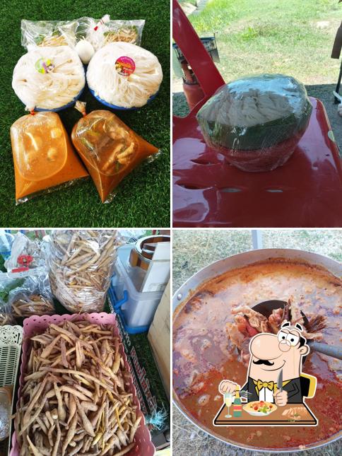 ขนมจีนแป้งหมักคุณโอ๊ะ