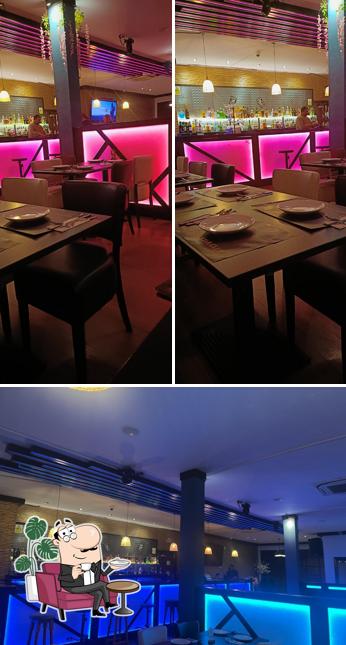 Curry’s Cocktail Club (C3)