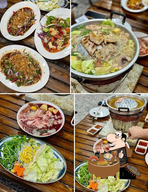 ริมคลองหมูกระทะ สาขานครพนม