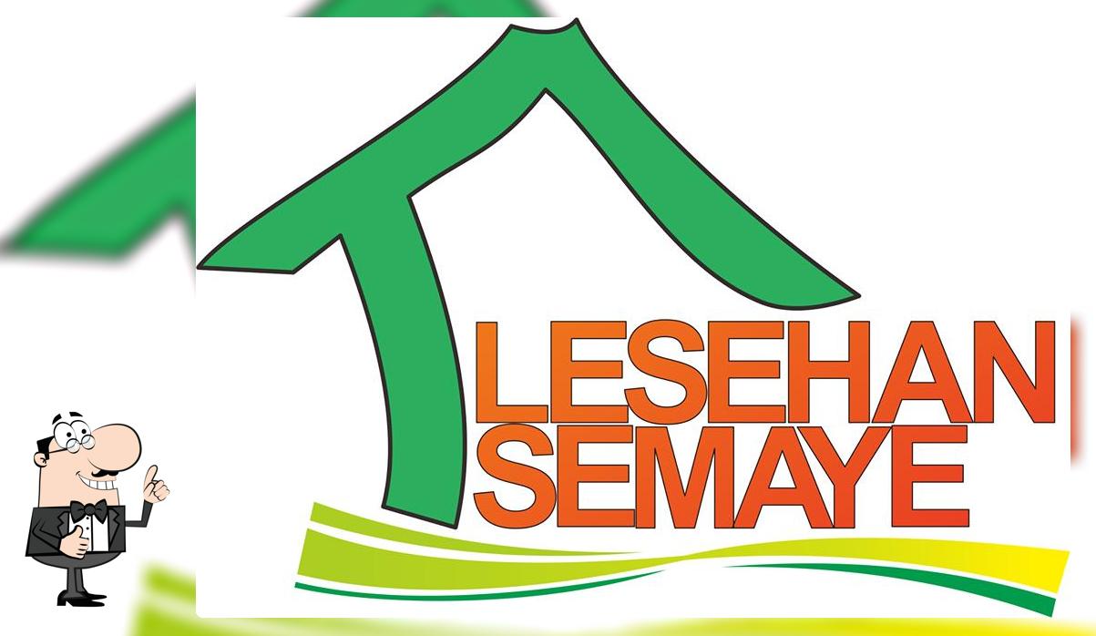 Lesehan Semaye