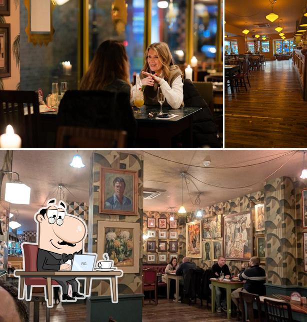 Manzano Lounge