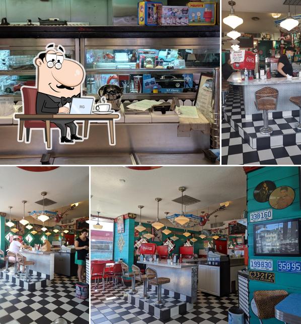 Bobby Sox 50's Diner
