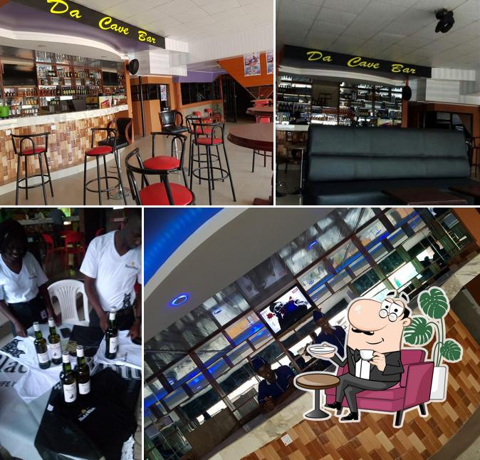 Da Cave Bar