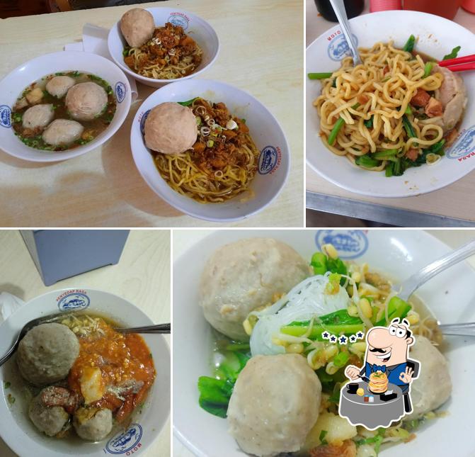 Bakso & Mie Ayam Pak De Putri Persik
