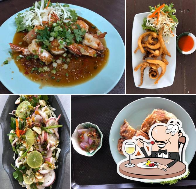 ครัวบ้านประมง (Krua Baan Pramong) seafood restaurant