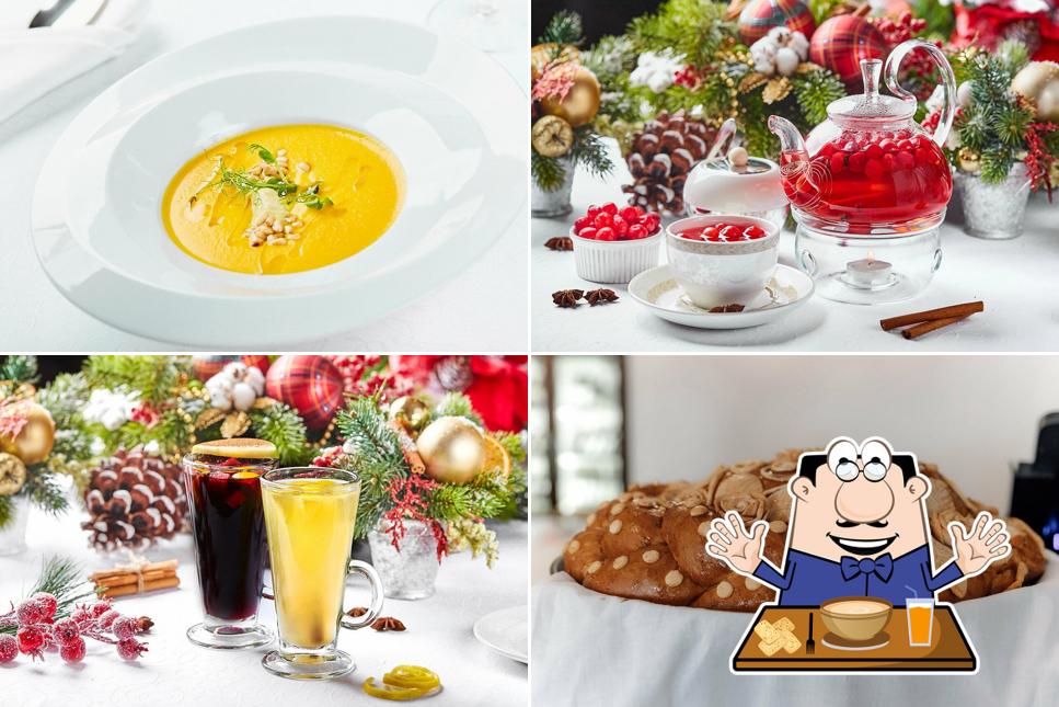 Еда в "Романове"