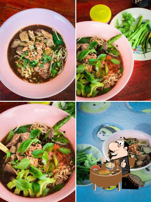 ครัวนายต้อล ก๋วยเตี๋ยวไก่มะระ อาหารตามสั่ง